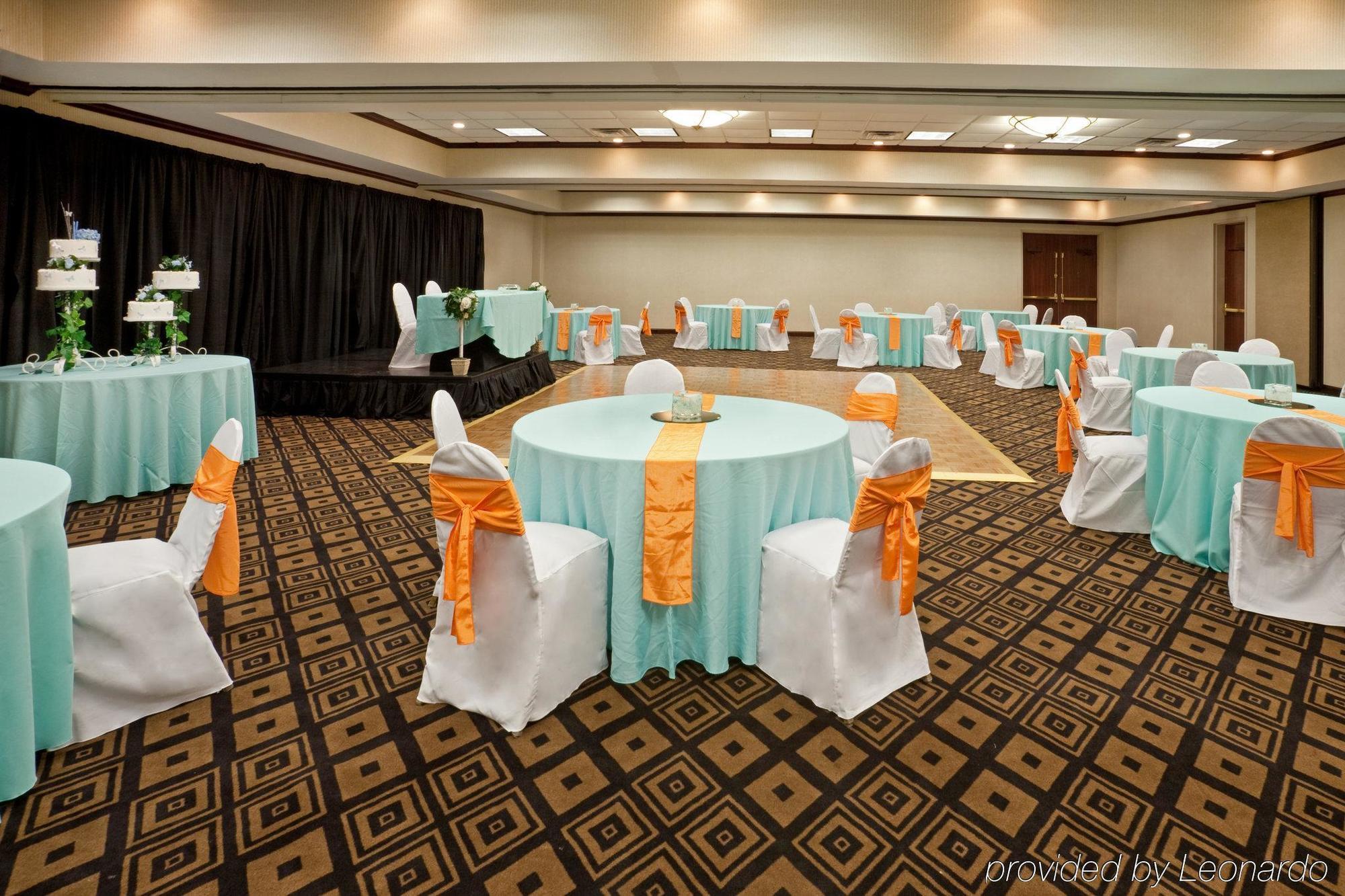 Doubletree By Hilton Austin Northwest - Arboretum Съоръжения снимка