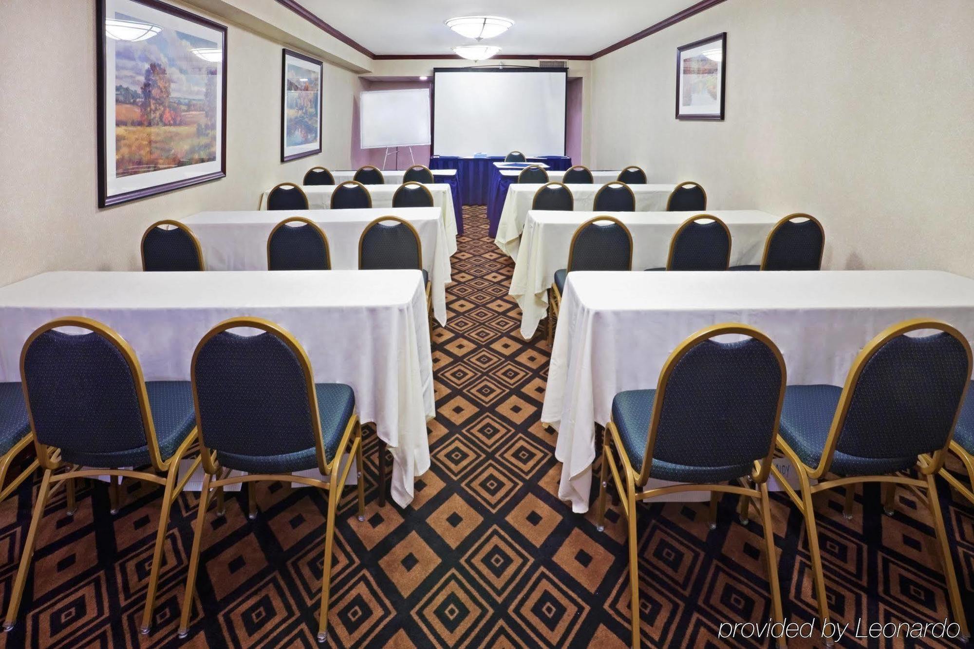 Doubletree By Hilton Austin Northwest - Arboretum Съоръжения снимка